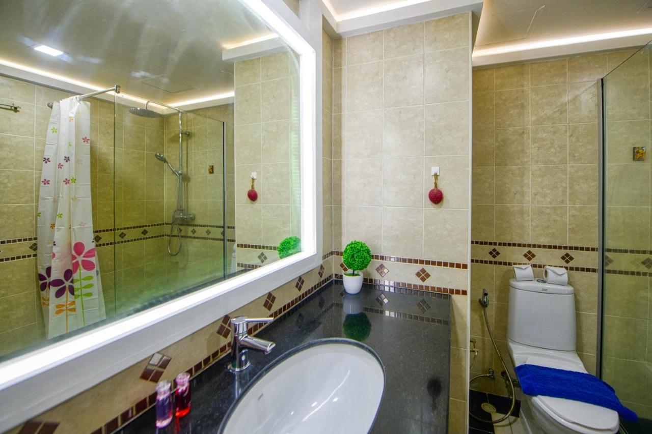 Royal Hill And Condotel Pattaya