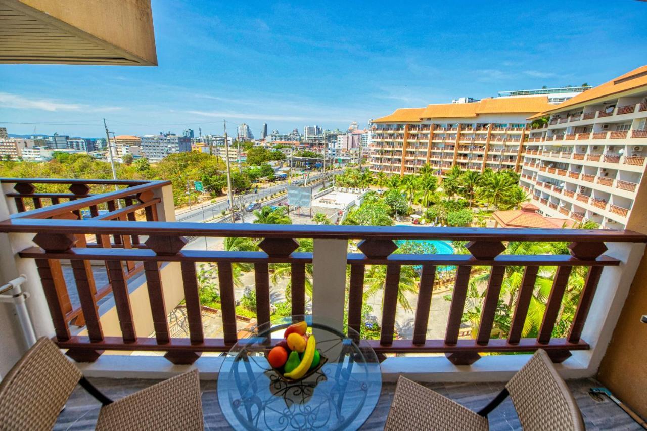 Royal Hill And Condotel Pattaya